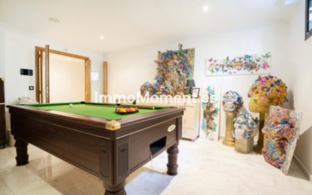 Wiederverkauf - Villa - Marbella - Artola