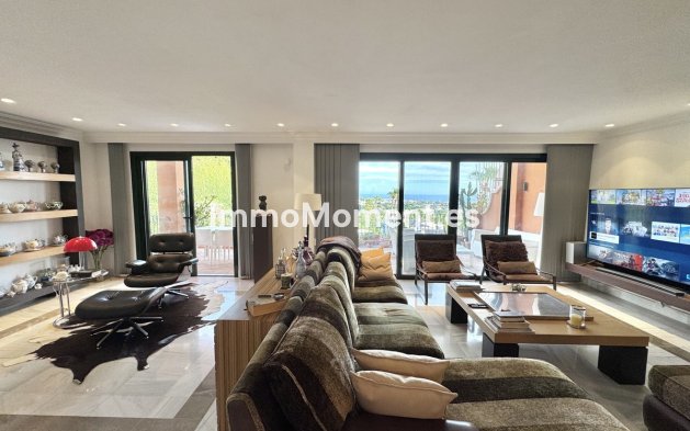 Resale - Apartment - Benahavís - Monte Halcones