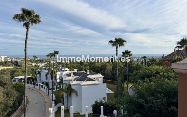 Resale - Apartment - Benahavís - Monte Halcones