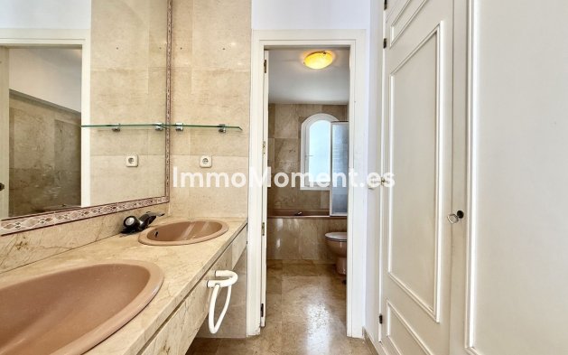 Revente - Maison mitoyenne - Marbella - Nueva Andalucía