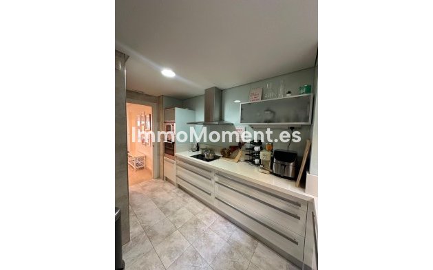 Wiederverkauf - Wohnung - Marbella - Nueva Andalucía