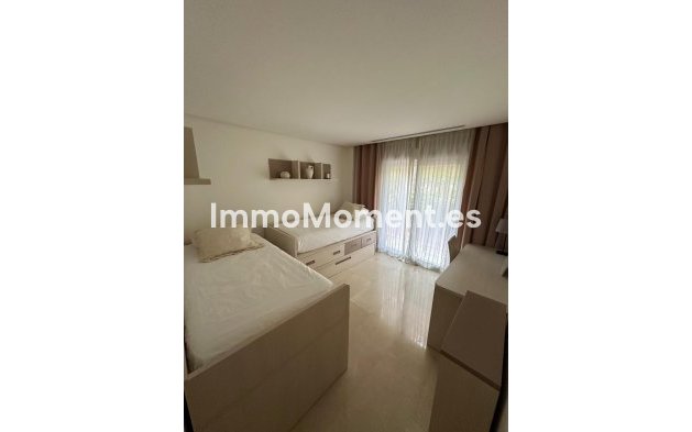 Wiederverkauf - Wohnung - Marbella - Nueva Andalucía