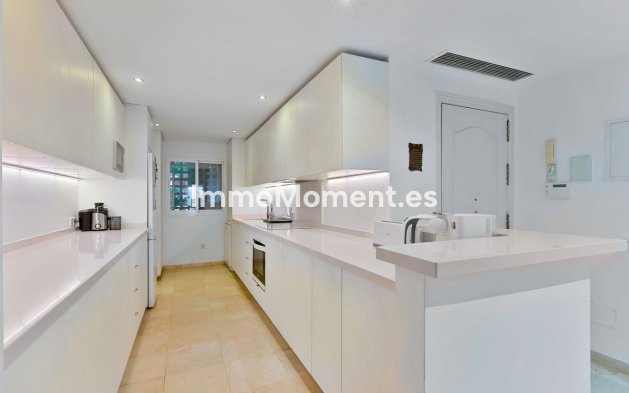 Wiederverkauf - Wohnung - Marbella - Sierra Blanca