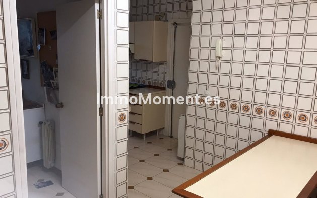 Revente - Appartement - Málaga - Málaga Este