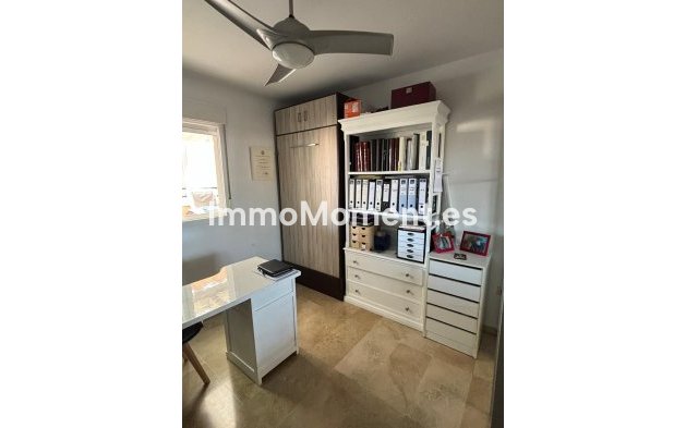 Resale - Apartment - Torremolinos