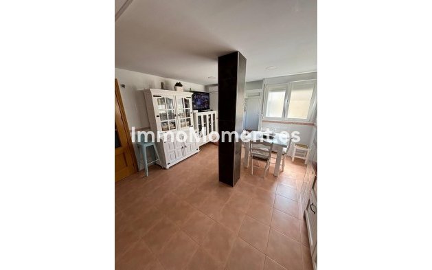 Resale - Apartment - Torremolinos