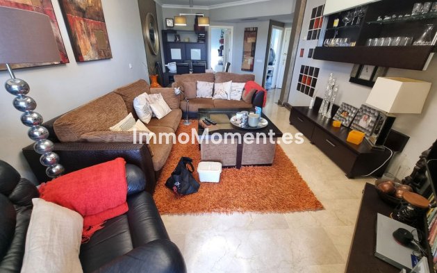 Wiederverkauf - Wohnung - Estepona  - Estepona Centro