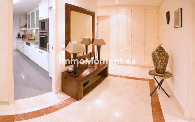 Wiederverkauf - Wohnung - Marbella - Nueva Andalucía