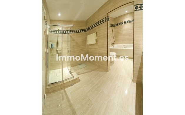 Wiederverkauf - Wohnung - Marbella - Nueva Andalucía