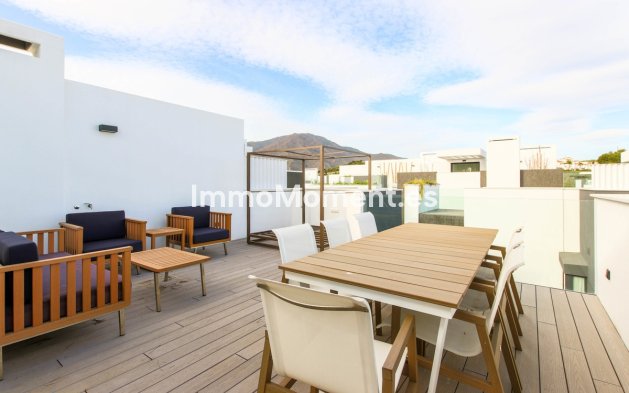 Revente - Maison mitoyenne - Estepona  - Estepona Centro
