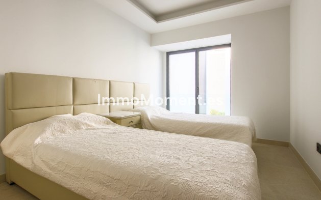 Revente - Maison mitoyenne - Estepona  - Estepona Centro