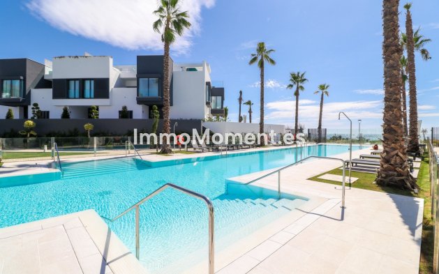 Revente - Maison mitoyenne - Estepona  - Estepona Centro