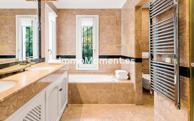 Reventa - Villa - Marbella - Nueva Andalucía