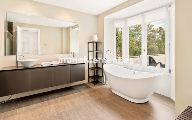 Reventa - Villa - Marbella - Nueva Andalucía