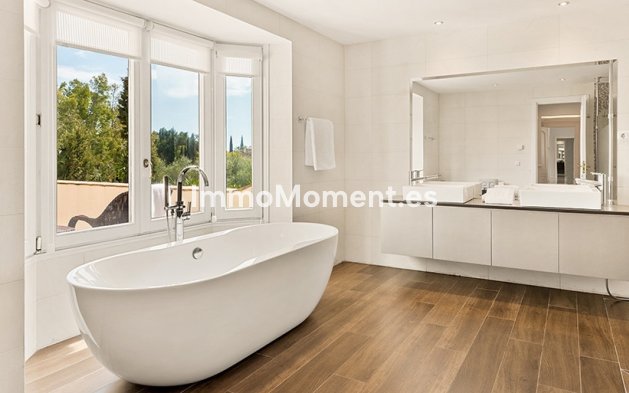 Reventa - Villa - Marbella - Nueva Andalucía