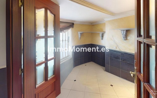 Reventa - Villa - Estepona  - New Golden Mile