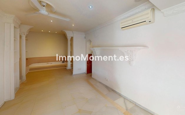 Reventa - Villa - Estepona  - New Golden Mile