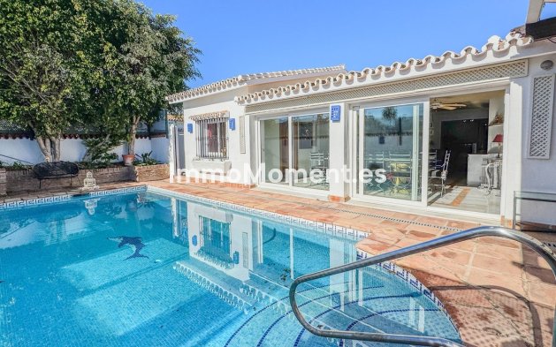Reventa - Villa - Estepona  - New Golden Mile