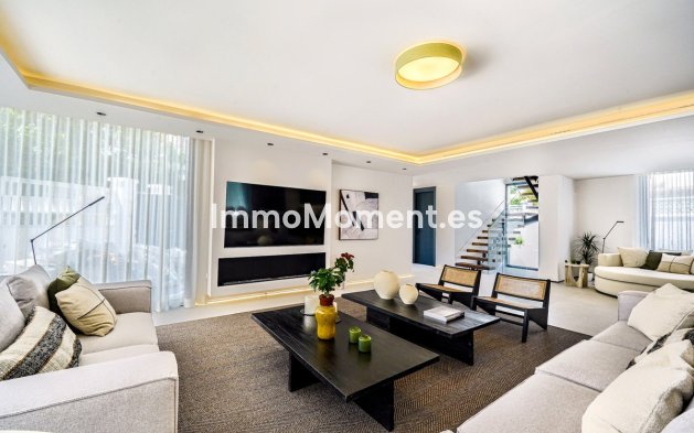 Revente - Villa - Marbella - Nueva Andalucía