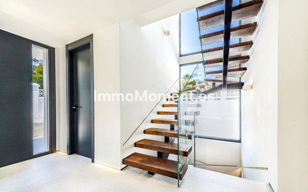 Revente - Villa - Marbella - Nueva Andalucía