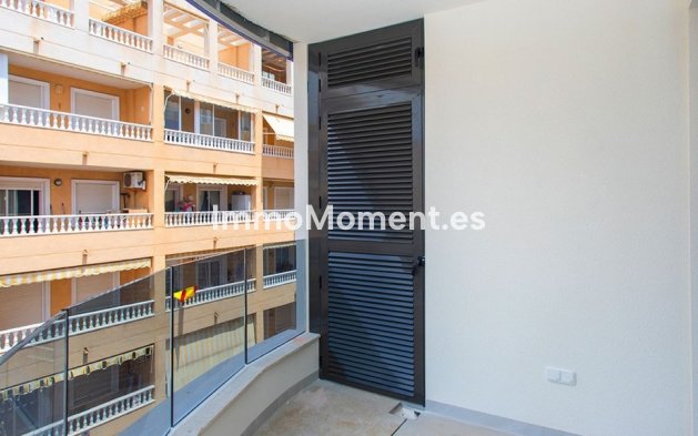 Resale - Apartment - Torrevieja - Playa del Cura
