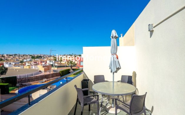 Bestaande woning - Geschakelde woning - Orihuela - Villamartin