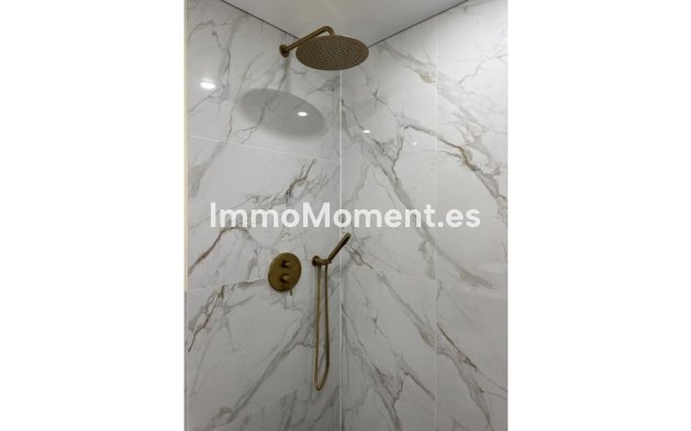 Wiederverkauf - Wohnung - Torrevieja - Torrevieja Centro