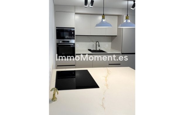 Wiederverkauf - Wohnung - Torrevieja - Torrevieja Centro