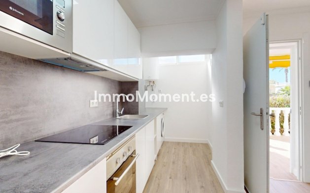Resale - Apartment - Orihuela - Villamartin