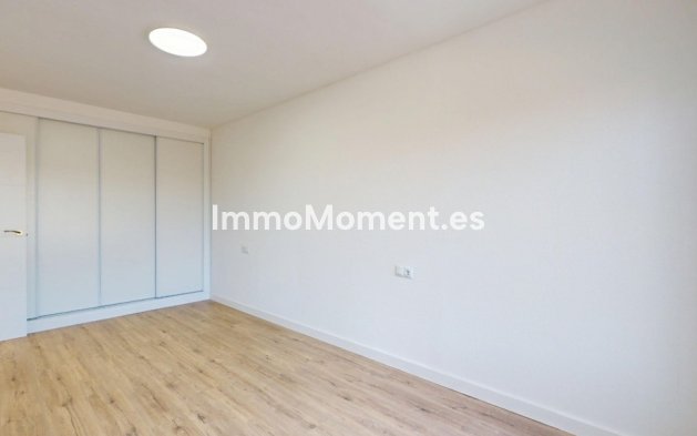 Resale - Apartment - Orihuela - Villamartin