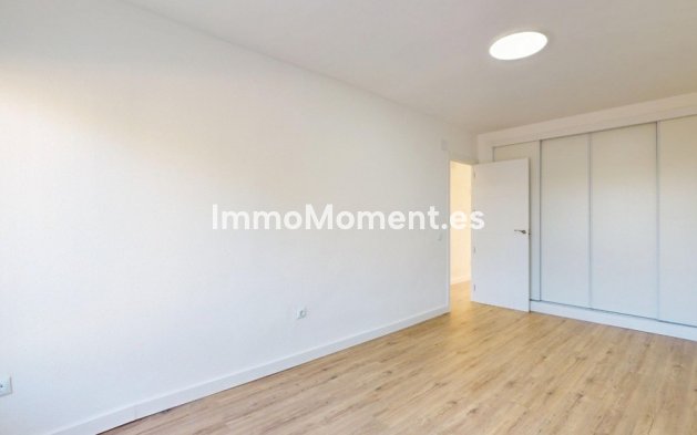 Resale - Apartment - Orihuela - Villamartin