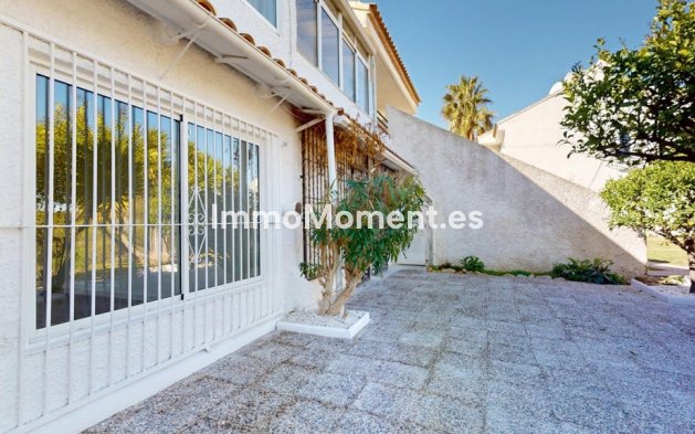 Resale - Apartment - Orihuela - Villamartin