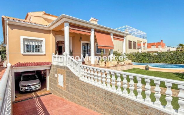 Bestaande woning - Villa - Torrevieja - Torrevieja Centro