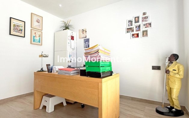 Wiederverkauf - Villa - Orihuela - Villamartin