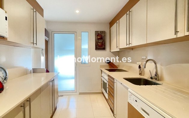 Wiederverkauf - Wohnung - Marbella - Nueva Andalucía