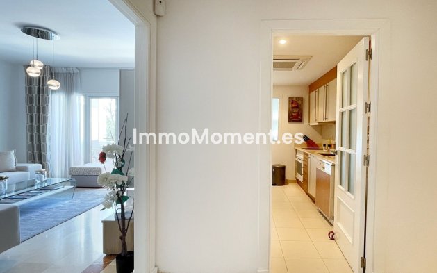 Wiederverkauf - Wohnung - Marbella - Nueva Andalucía