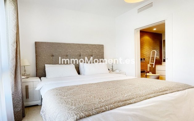 Wiederverkauf - Wohnung - Marbella - Nueva Andalucía