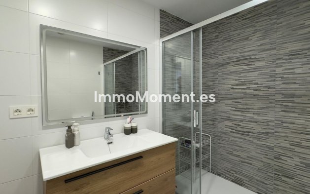 Wiederverkauf - Wohnung - Marbella - Nueva Andalucía