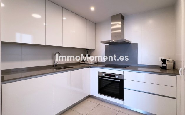 Resale - Apartment - Marbella - La Campana