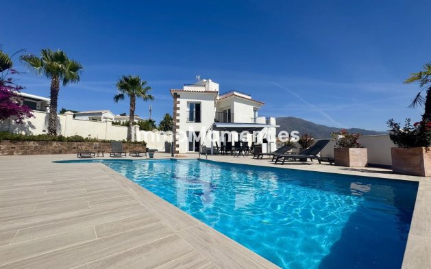 Revente - Villa - Estepona  - Estepona Centro
