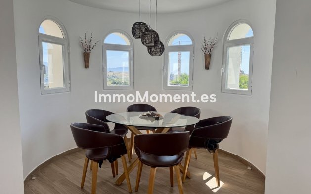 Revente - Villa - Estepona  - Estepona Centro