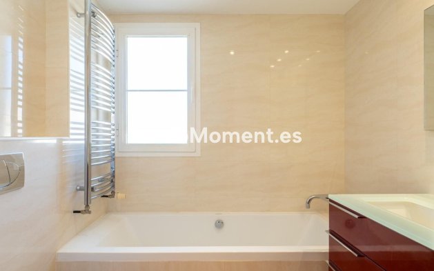 Wiederverkauf - Villa - Fuengirola - Fuengirola Centro