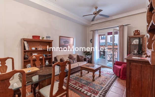 Resale - Apartment - Benahavís - Benahavís Centro