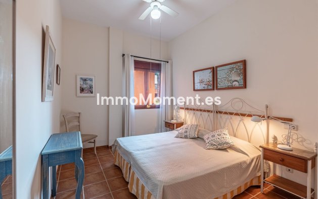 Resale - Apartment - Benahavís - Benahavís Centro