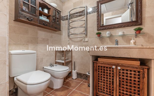 Resale - Apartment - Benahavís - Benahavís Centro