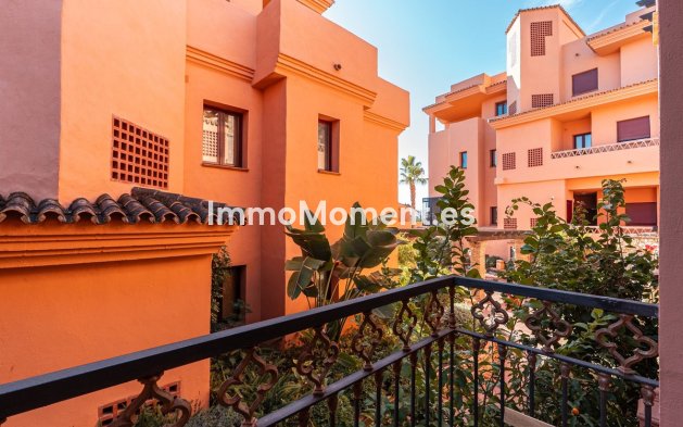 Resale - Apartment - Benahavís - Benahavís Centro