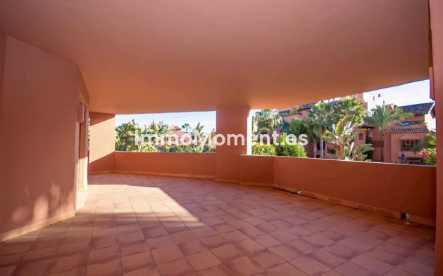 Revente - Appartement - Estepona  - Estepona Centro