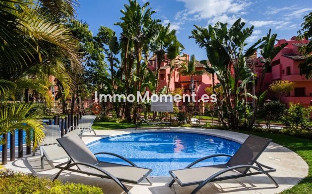 Revente - Appartement - Estepona  - Estepona Centro