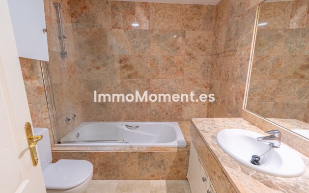 Revente - Maison mitoyenne - Estepona  - Estepona Centro