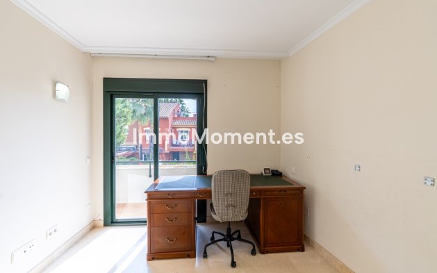 Revente - Maison mitoyenne - Estepona  - Estepona Centro